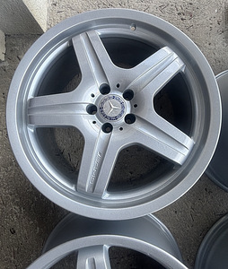 MERCEDES BENZ AMG 20" ОРИГИНАЛЬНЫЕ ЛИТЫЕ ДИСКИ (3 фото из 6)