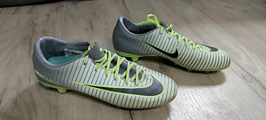 Футбольные бутсы 40,5 Nike football boots (1 фото из 4)