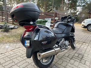 Honda Deauville NT 700 (6 foto / 6)