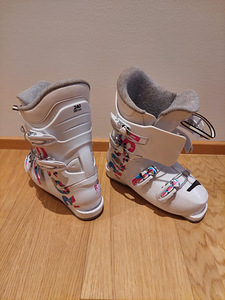 Mäesuusasaapad Rossignol nr 37-38,5 (3 foto / 5)