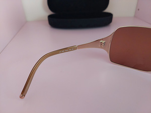 Max Mara päikeseprillid 500€ naistele (originaal) (6 foto / 7)