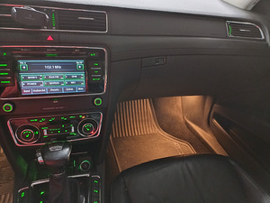 Skoda Superb 2011 (9 фото из 14)