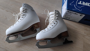 Uisud Risport Electra 20.0 / terad coronation ace 7.5 (1 foto / 6)