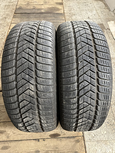 Шины Pirelli 235 65 R17 (1 фото из 6)