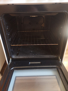 Газовая плита Indesit (4 фото из 4)