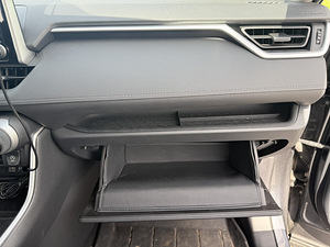 Toyota Rav4 2,0 dynamic force AWD Multidrive S Luxury Plus (7 foto / 12)