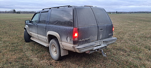 GMC Suburban 6,5 Tdi (2 foto / 8)