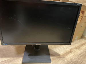 Монитор самсунг 24" (1 фото из 4)