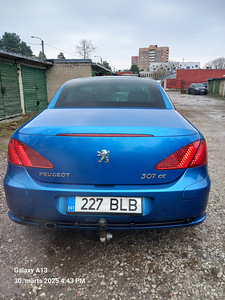 Peugeot 307 CC -kabriolett (2 foto / 7)