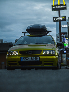 Volkswagen Polo 1.6 88kw (1 foto / 8)