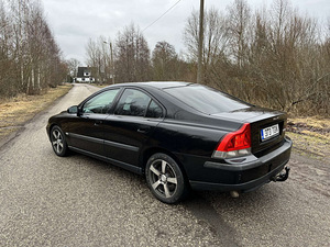 Volvo S60 diisel automaat (1 foto / 13)