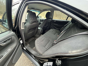 Volvo S60 diisel automaat (12 foto / 13)
