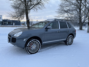 Porsche Cayenne 4.5 Turbo (5 foto / 14)
