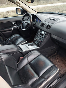 Volvo xc90 2.4 136kw (3 foto / 9)