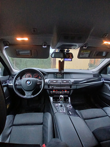 BMW 520 Touring F11 (6 foto / 10)