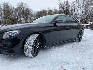 Mercedes Benz E220 AMG 4matic 2020 Warranty 2025 (11 foto / 11)