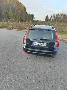 Volvo v50 (4 фото из 5)