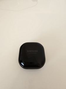 Samsung galaxy buds live (3 foto / 4)