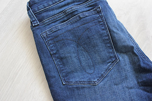 Uus Calvin Klein Jeans teksapüksid. Suurus 28/32 (5 foto / 6)