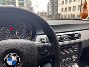 BMW 320 e90 2005a. , manuaal, diesel, tagavedu (12 foto / 15)