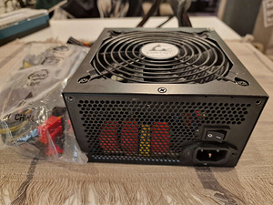 Chieftec 750W modulaarne toiteplokk (2 foto / 5)