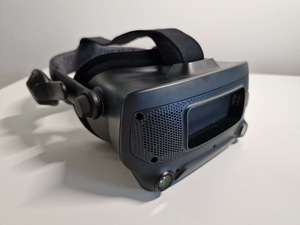 Valve Index гарнитура (1 фото из 3)