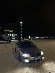 Skoda octavia 2.0 (1 foto / 5)