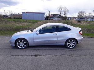 Mercedes-Benz C 180 Sportcoupe (2 foto / 15)