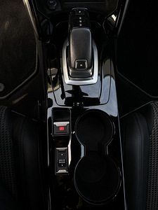 Peugeot 2008 GT-Line 1.2 96kW (8 foto / 11)
