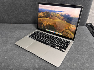 MacBook Air M1 2020 256GB/8GB (2 foto / 9)