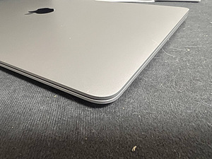 MacBook Air M1 2020 256GB/8GB (6 foto / 9)