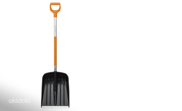Снеговая лопата Fiskars SnowXpert