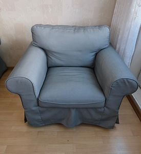 Ikea EKTORP kaks tugitooli 2 tk (2 foto / 2)