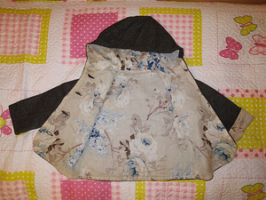 Короткое пальто для девочки, 92-98р. (2 фото из 4)