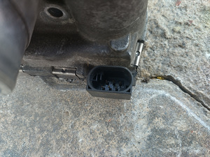 Drosselklapp Porsche Cayenne 4.5L (4 foto / 5)