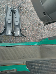 Chrysler Voyager 2006a.Külgukse avamise nupud (2 foto / 2)