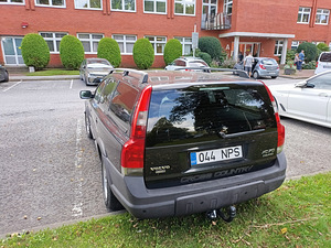 VOLVO XC70 2004 (2 фото из 7)