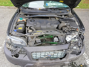 VOLVO XC70 2004 (7 фото из 7)