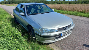 Peugeot 406 (2 foto / 8)