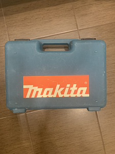 Akutrell Makita +2 akut ja laadija (4 foto / 4)