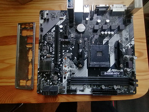 B450M-HDV ASRocK (1 foto / 2)
