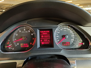 Audi A6 C6 3.2FSI (6 foto / 10)