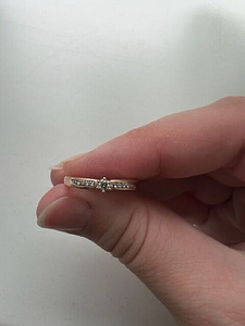 Золотое кольцо с бриллиантами - 17,5 мм