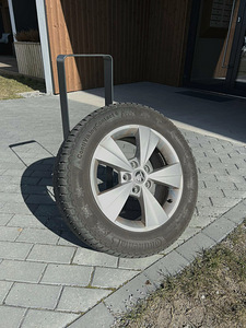7,5j×16 5×112 r16 ET48 + 205/60/r16 (3 foto / 3)