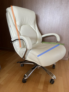 Valge nahktool, istme suurus XXL (Chairman 402) chair (5 foto / 10)