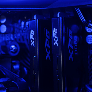 UUS! 4K Mänguarvuti | Ryzen 7 7800X3D + RTX 5070 Ti 16GB (4 foto / 10)
