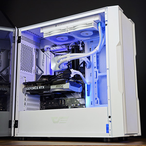 GAMING PC "FLASH" | Ryzen 5 7500F + RTX 5070 12GB (2 foto / 9)