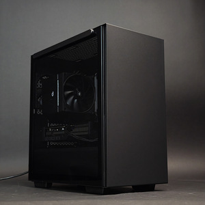 MÄNGUARVUTI "DARKO" - AMD Ryzen 7 5800X3D + RTX 4070 12GB (1 foto / 7)