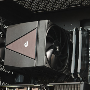MÄNGUARVUTI "DARKO" - AMD Ryzen 7 5800X3D + RTX 4070 12GB (3 foto / 7)