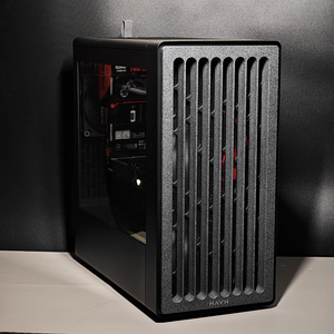 Pro Gaming " CANTO " \\ Ryzen 7 9800X3D + RX 6800 16GB (1 foto / 7)